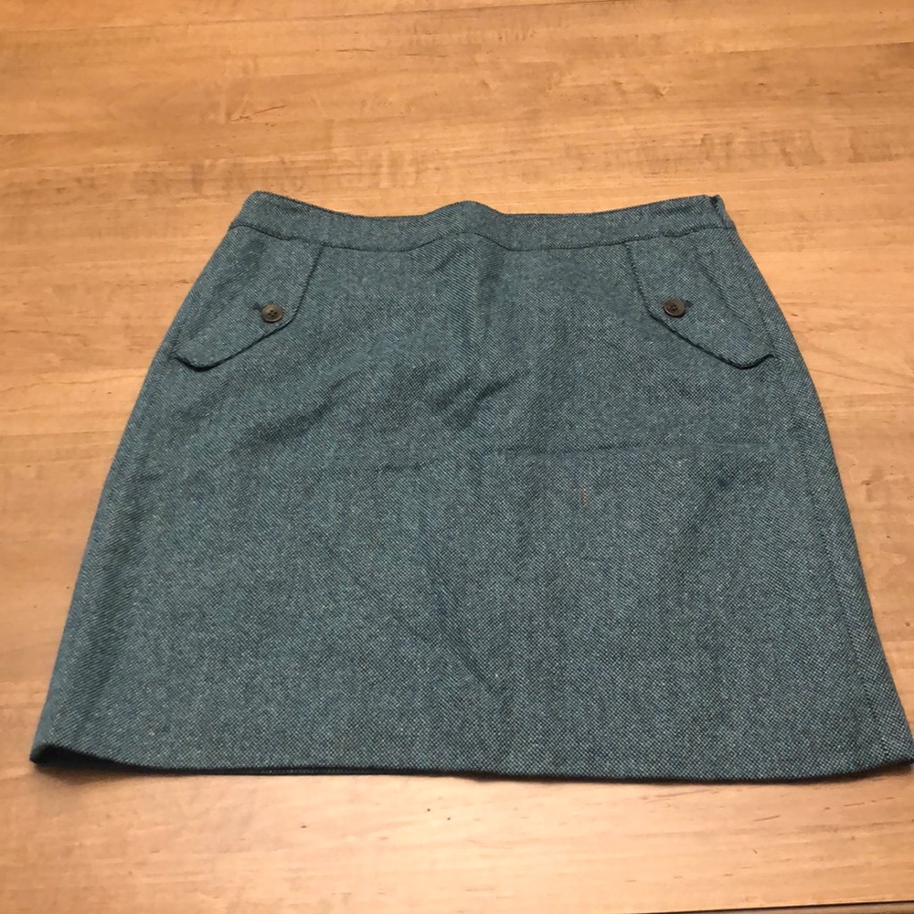Talbots size 12 Petite lined A line skirt. Front pockets. Side zip.Turquoise.